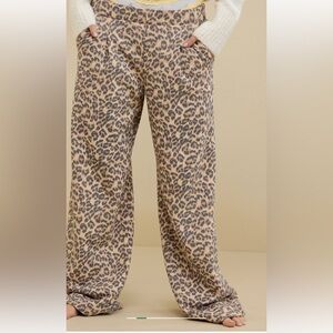 Aerie New Heights Trouser Leopard size L
